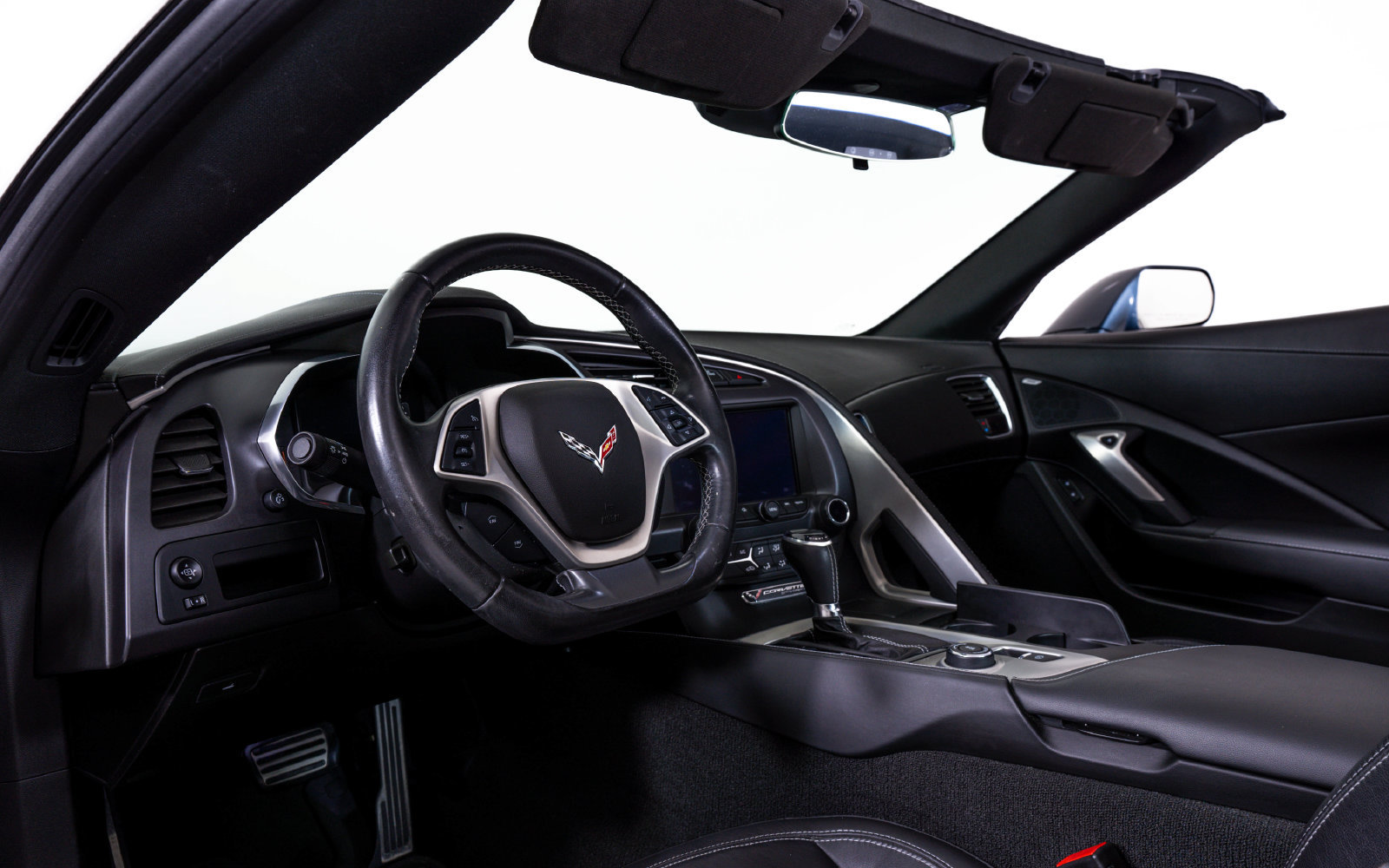 Used 2019 Chevrolet Corvette Stingray Coupe w/ Battery Protection Package RWD image 17