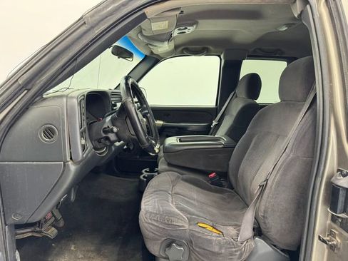 Used 2002 Chevrolet Silverado 1500 LS w/ Off-Road Pkg image 15