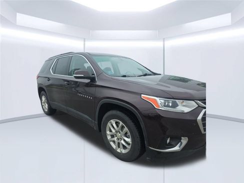 Used 2020 Chevrolet Traverse LT FWD image 7