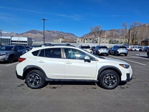 Used 2019 Subaru Crosstrek 2.0i Premium image 2