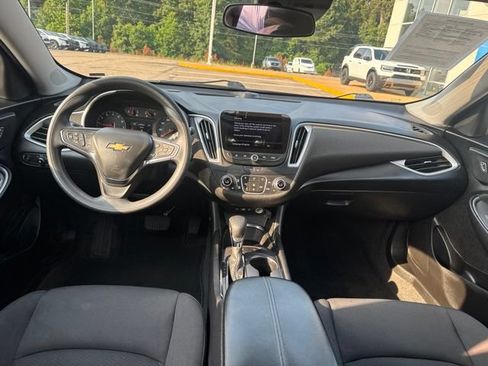Used 2024 Chevrolet Malibu LT FWD image 6