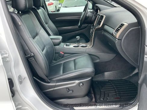 Used 2015 Jeep Grand Cherokee Limited AWD/4WD image 10