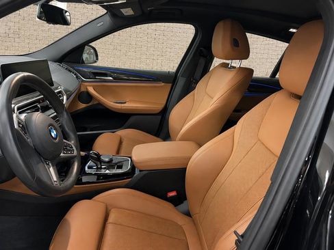 Certified 2023 BMW X4 M40i w/ Premium Package AWD/4WD image 4