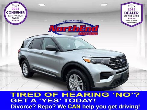 Used 2023 Ford Explorer XLT AWD/4WD image 1