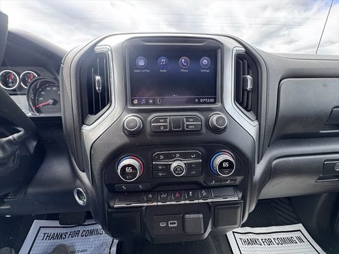 Used 2020 Chevrolet Silverado 1500 LT w/ All-Star Edition AWD/4WD image 17