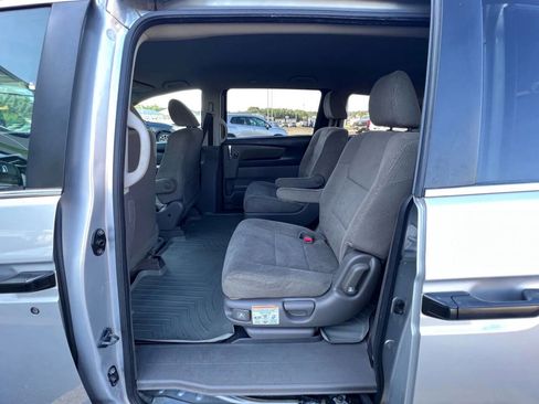 Used 2014 Honda Odyssey LX image 14
