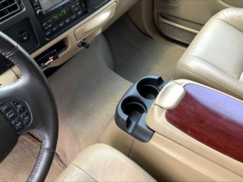 Used 2005 Ford Excursion Limited image 16