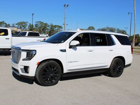 Used 2021 GMC Yukon Denali w/ Denali Ultimate Package image 5