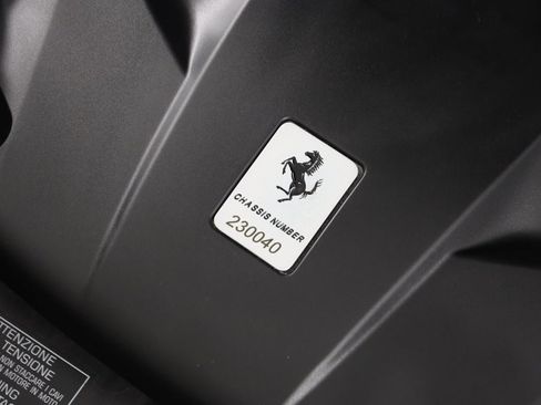 Used 2018 Ferrari California T image 29