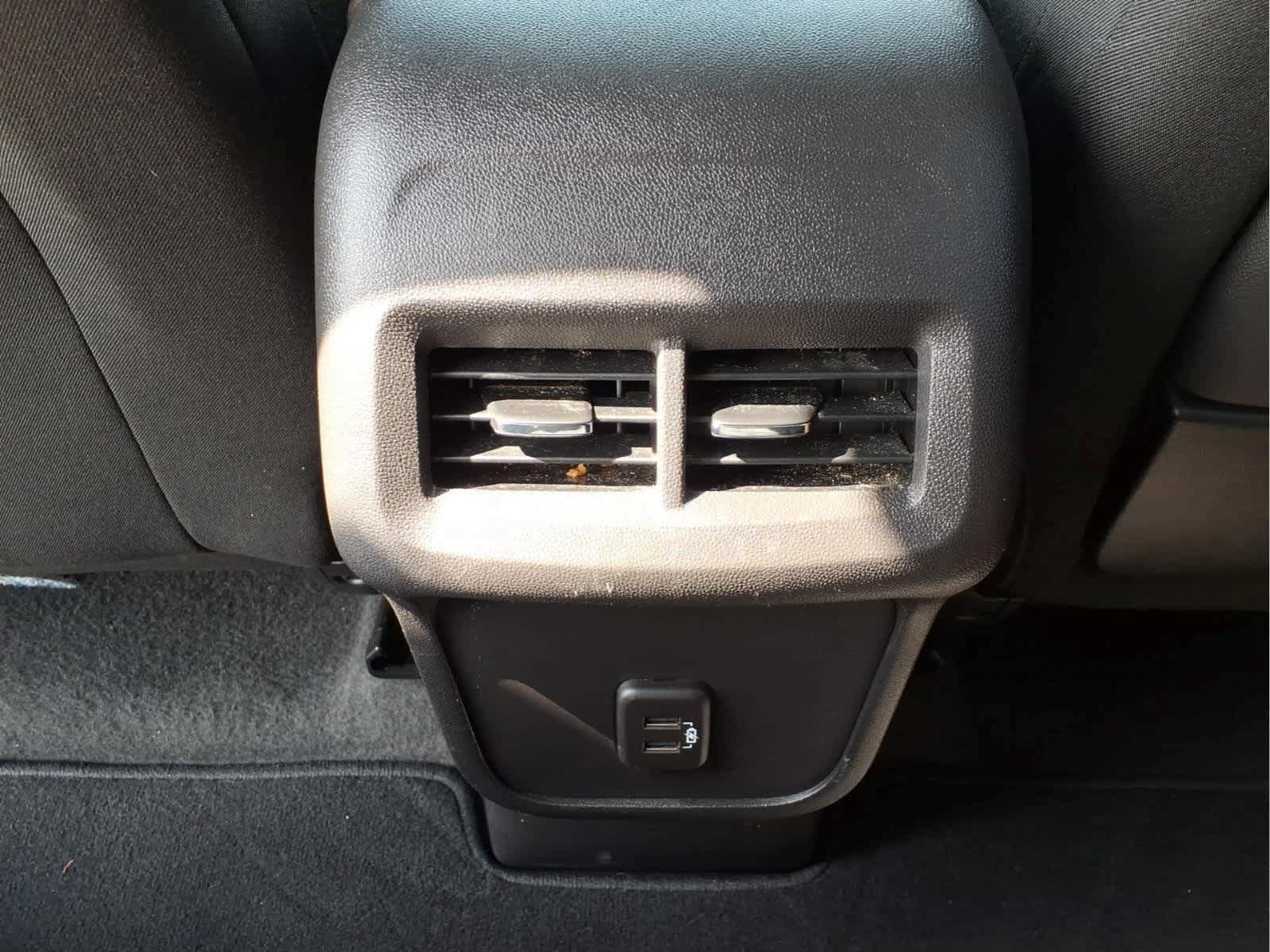 Used 2024 GMC Terrain SLE AWD/4WD image 30