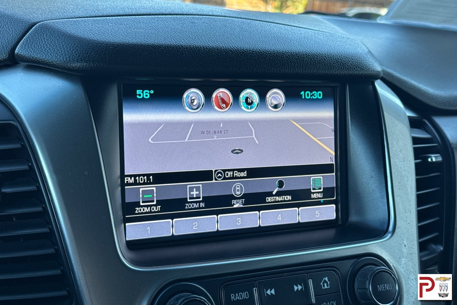 Used 2018 Chevrolet Suburban LT AWD/4WD image 25