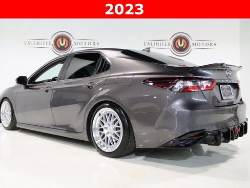Used 2023 Toyota Camry LE image 3