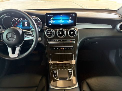 Used 2020 Mercedes-Benz GLC 300 image 13