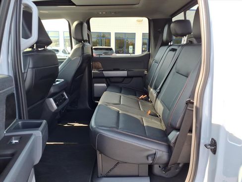 Used 2024 Ford F250 Lariat w/ Lariat Ultimate Package image 11