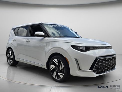 Certified 2023 Kia Soul GT-Line FWD image 9