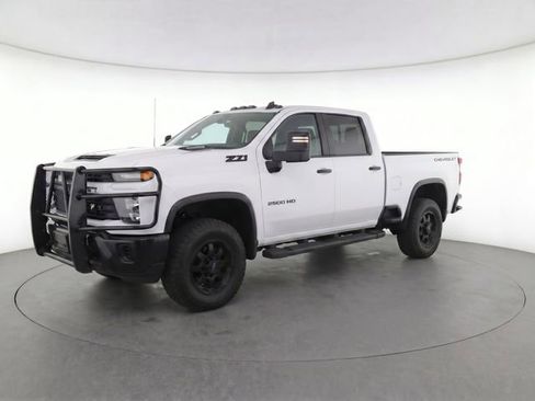 Used 2024 Chevrolet Silverado 2500 Custom w/ Custom Value Package AWD/4WD image 1