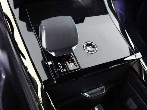 Used 2025 Land Rover Range Rover Sport Dynamic SE image 21