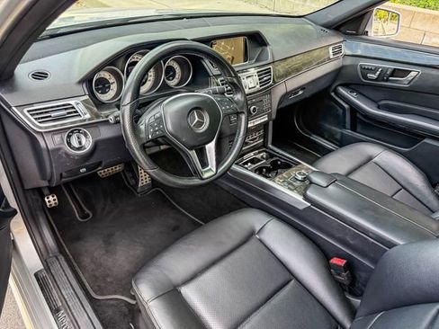 Used 2016 Mercedes-Benz E 350 Sedan image 5