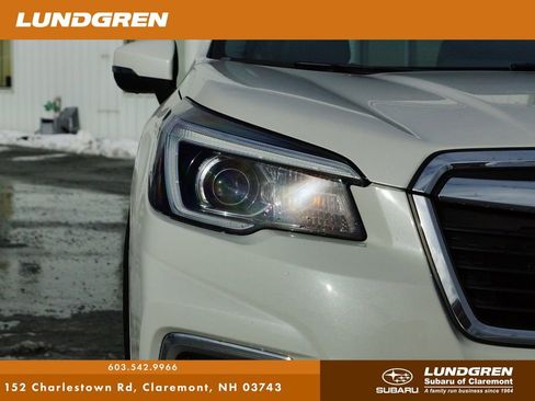 Used 2020 Subaru Forester Limited image 12