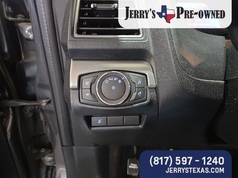 Used 2019 Ford Explorer XLT w/ Equipment Group 202A image 12