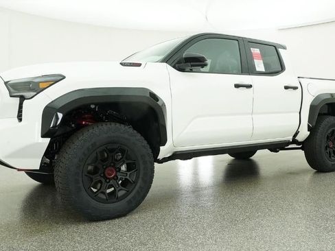 New 2026 Toyota Tacoma TRD Pro AWD/4WD image 17