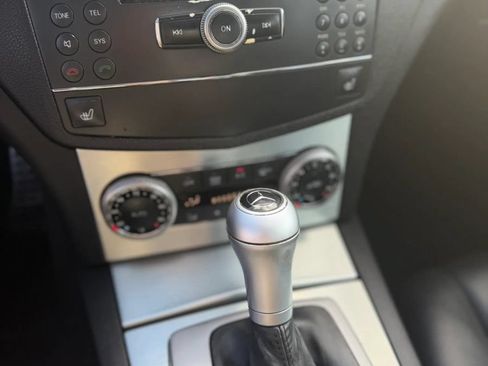 Used 2009 Mercedes-Benz C 300 4MATIC Sedan image 23