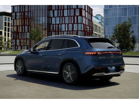 New 2026 Mercedes-Benz EQS 400 4MATIC SUV image 28