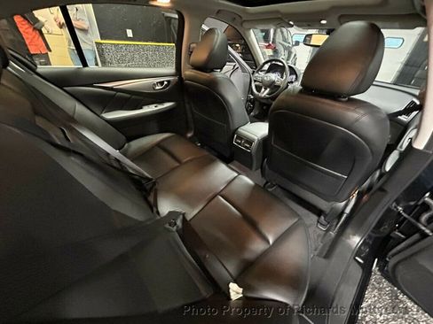 Used 2021 INFINITI Q50 Luxe AWD/4WD image 18