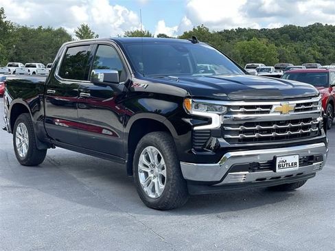 Used 2024 Chevrolet Silverado 1500 LTZ w/ LTZ Premium Package image 12
