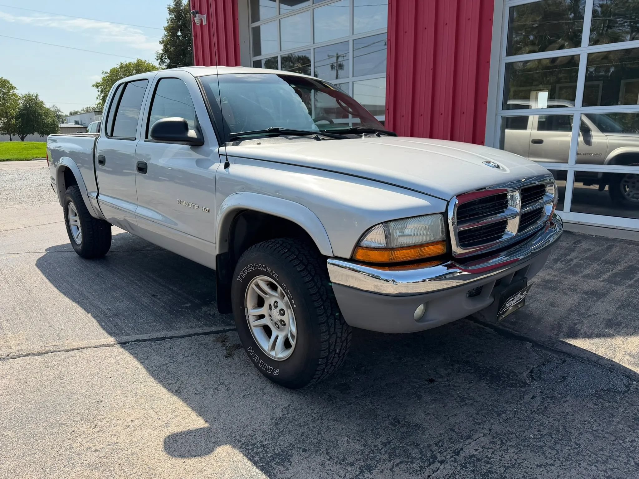 Used 2001 Dodge Dakota 4x4 Quad Cab image 2
