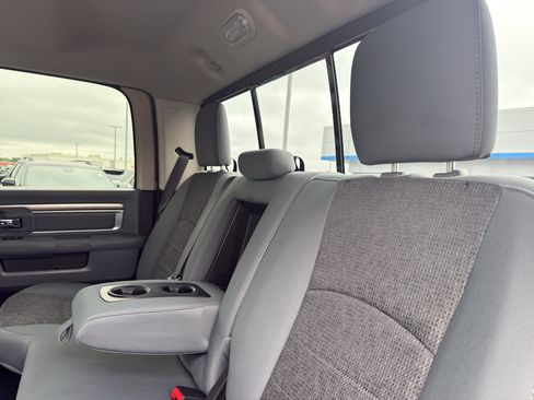 Used 2018 RAM 1500 Big Horn AWD/4WD image 34