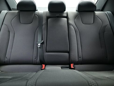 Certified 2025 Hyundai Elantra N Line FWD image 16