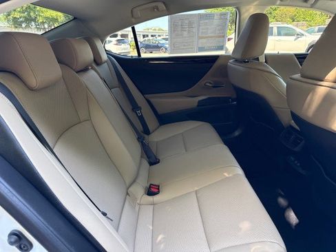 Used 2021 Lexus ES 350 w/ Premium Package FWD image 43
