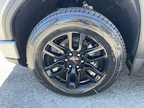 New 2026 GMC Sierra 1500 Elevation w/ Elevation Premium Package AWD/4WD image 34