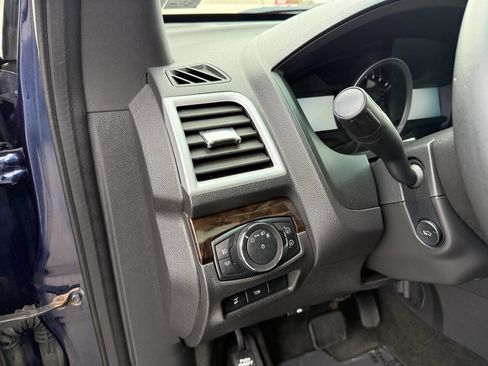 Used 2011 Ford Explorer Limited w/ 301A Rapid Spec Order Code image 12