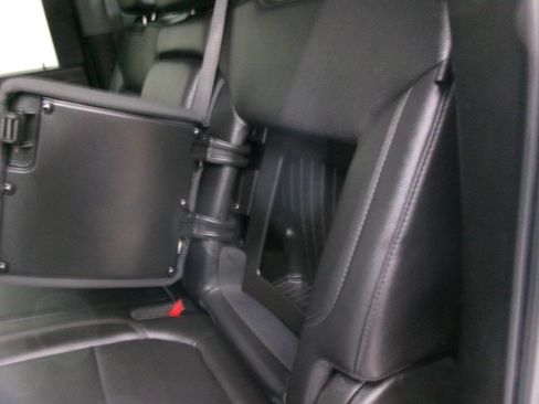 Used 2020 Chevrolet Silverado 2500 LTZ w/ LTZ Plus Package image 29