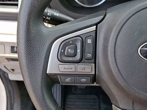 Used 2018 Subaru Forester 2.5i AWD/4WD image 21
