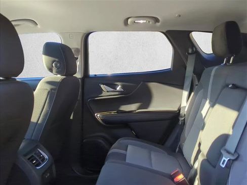 Used 2023 Chevrolet Blazer LT image 16