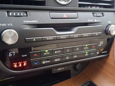 Used 2021 Lexus RX 350 AWD w/ Premium Package image 17