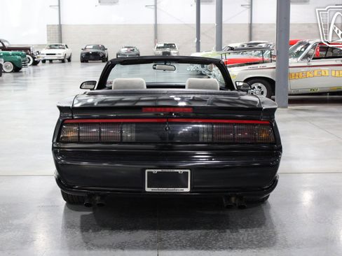 Used 1991 Pontiac Firebird Trans Am image 29