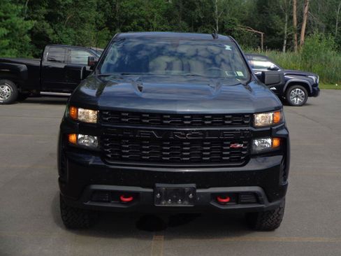 Used 2019 Chevrolet Silverado 1500 Custom Trail Boss w/ Custom Convenience Package AWD/4WD image 2