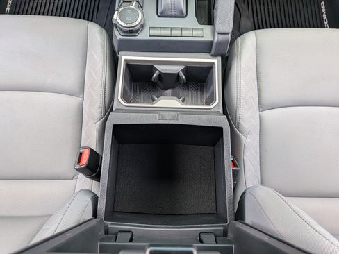 Certified 2024 Toyota Tacoma SR5 AWD/4WD image 30