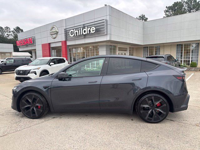 Used 2026 Tesla Model Y Performance AWD/4WD image 1