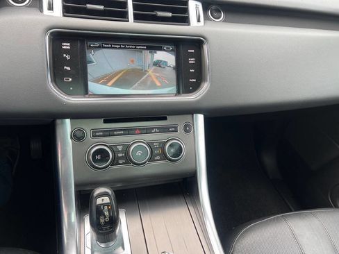 Used 2015 Land Rover Range Rover Sport SE image 21