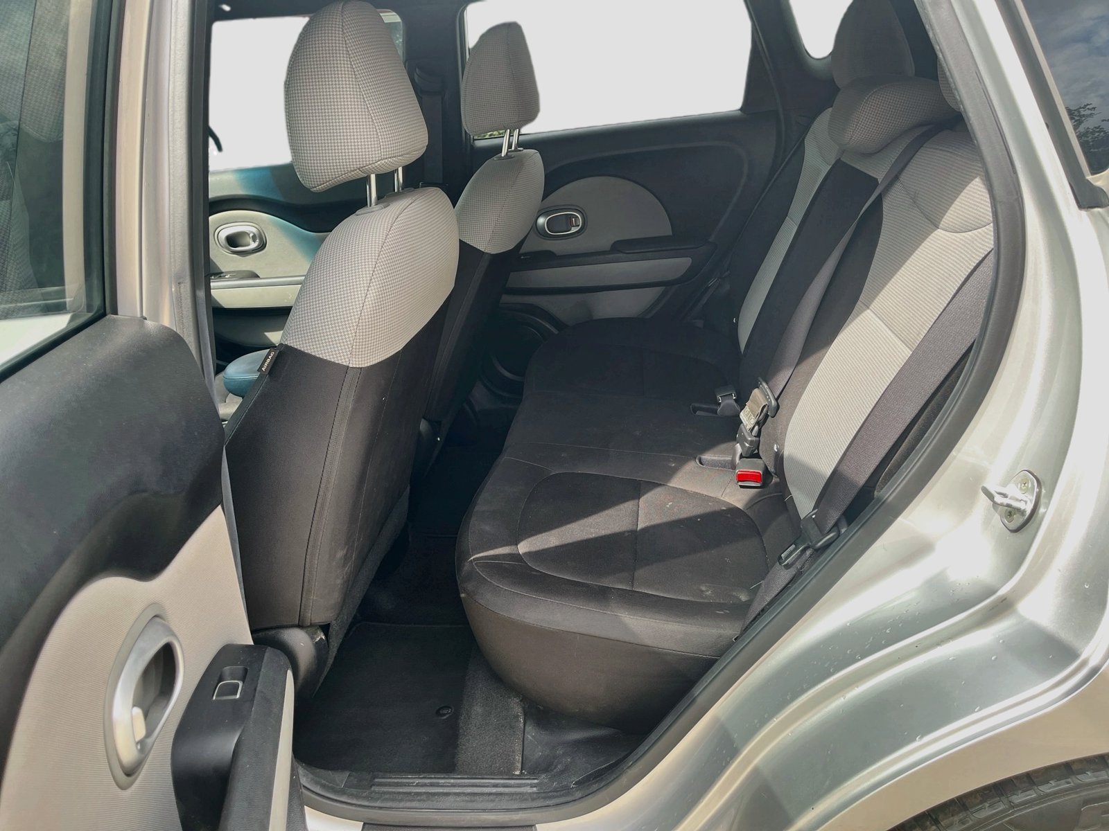 Used 2018 Kia Soul FWD image 22