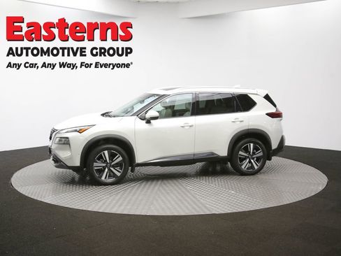 Used 2023 Nissan Rogue SL w/ SL Premium Package image 61