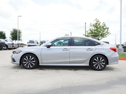 Used 2022 Honda Civic EX image 6