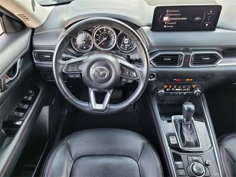 Used 2024 MAZDA CX-5 Carbon Edition image 13