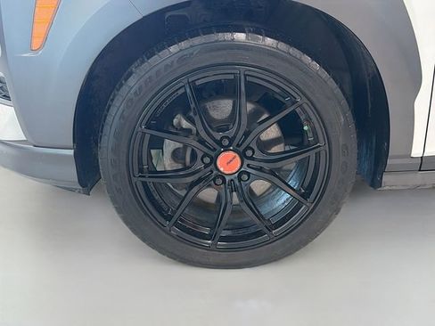 Used 2021 Hyundai Kona Night image 27