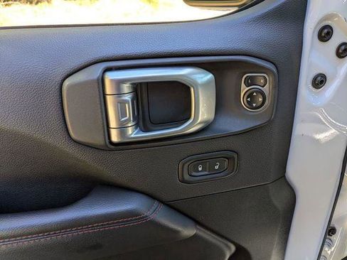 Certified 2020 Jeep Wrangler Unlimited Rubicon w/ Dual Top Group image 10